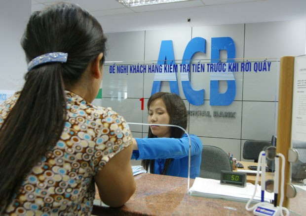 Lợi nhuận ACB giảm vì nợ xấu